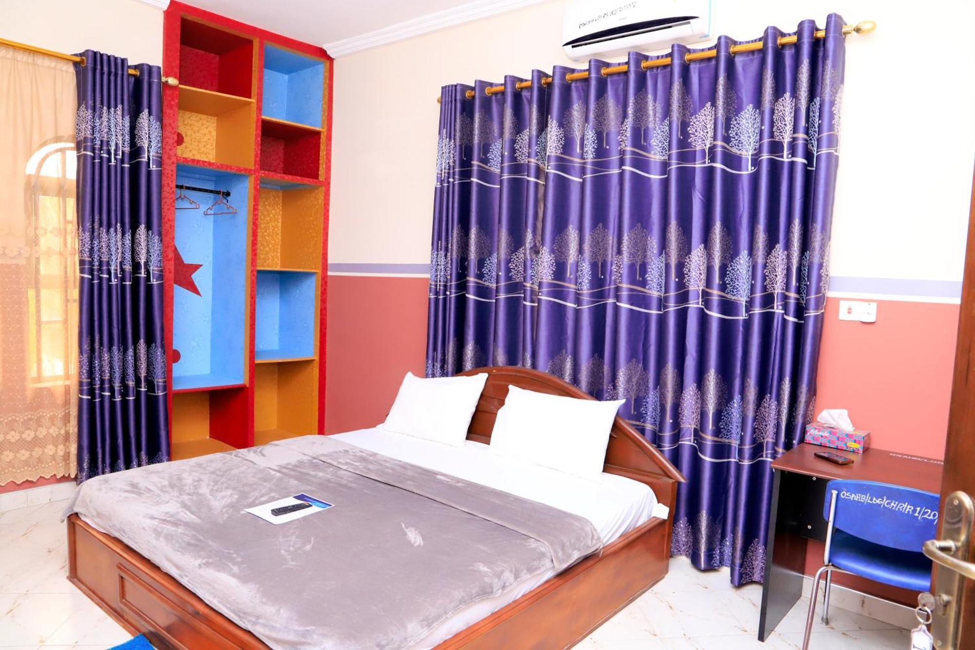 Osaah Bema Lodge Antoa エクステリア 写真
