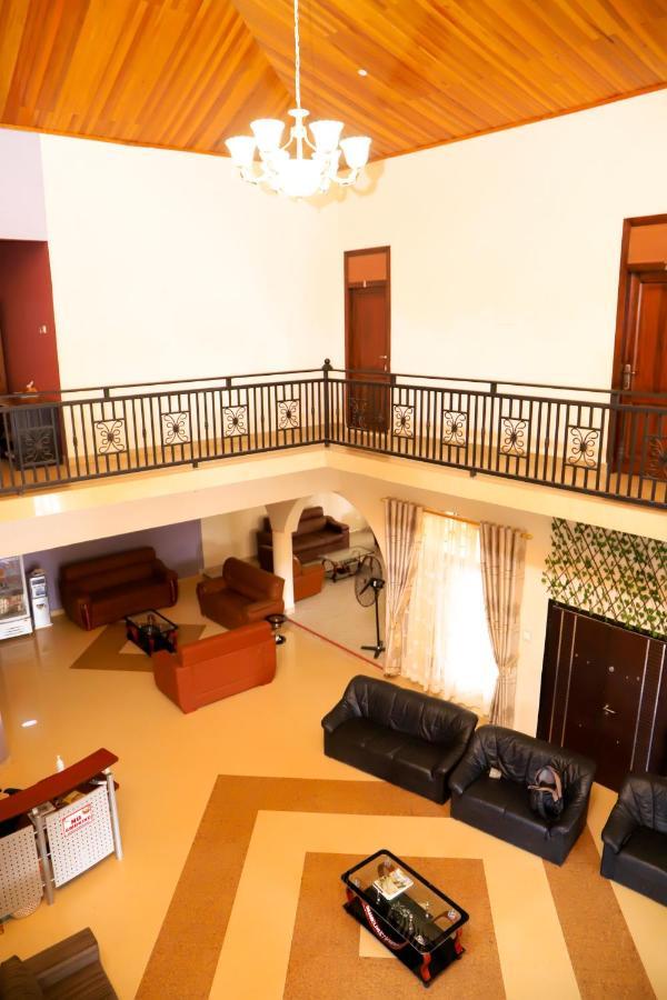 Osaah Bema Lodge Antoa エクステリア 写真